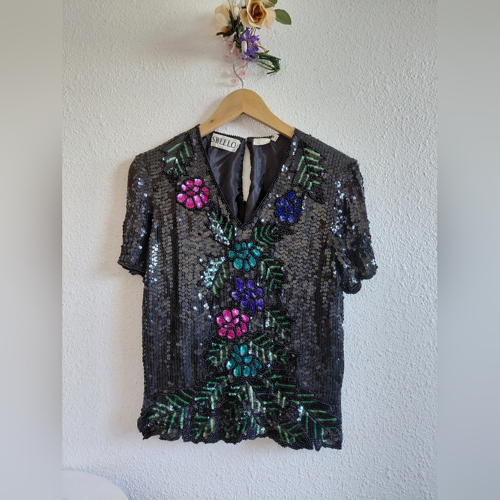 Vintage Sweelo Black Silk Sequin V Neck Shortsleeve Evening Blouse Top